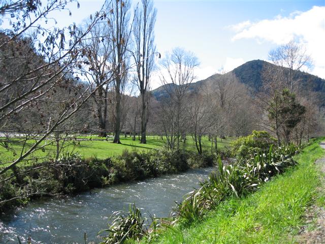 Look After Me, NZ's Homestay Network is an Official Accommodation partner for the Rotorua cycle trail, Thermal by Bike (Te Ara Ahi) - providing welcoming, affordable bike-friendly accommodation on this Cycle Trail and other Cycle Trails all around New Zealand. Ideal for cycling holidays. 